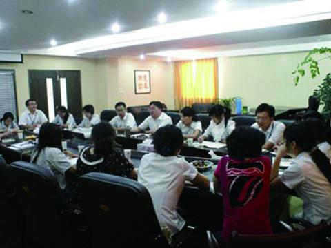 公司组织参与集团“人力资源日”座谈会